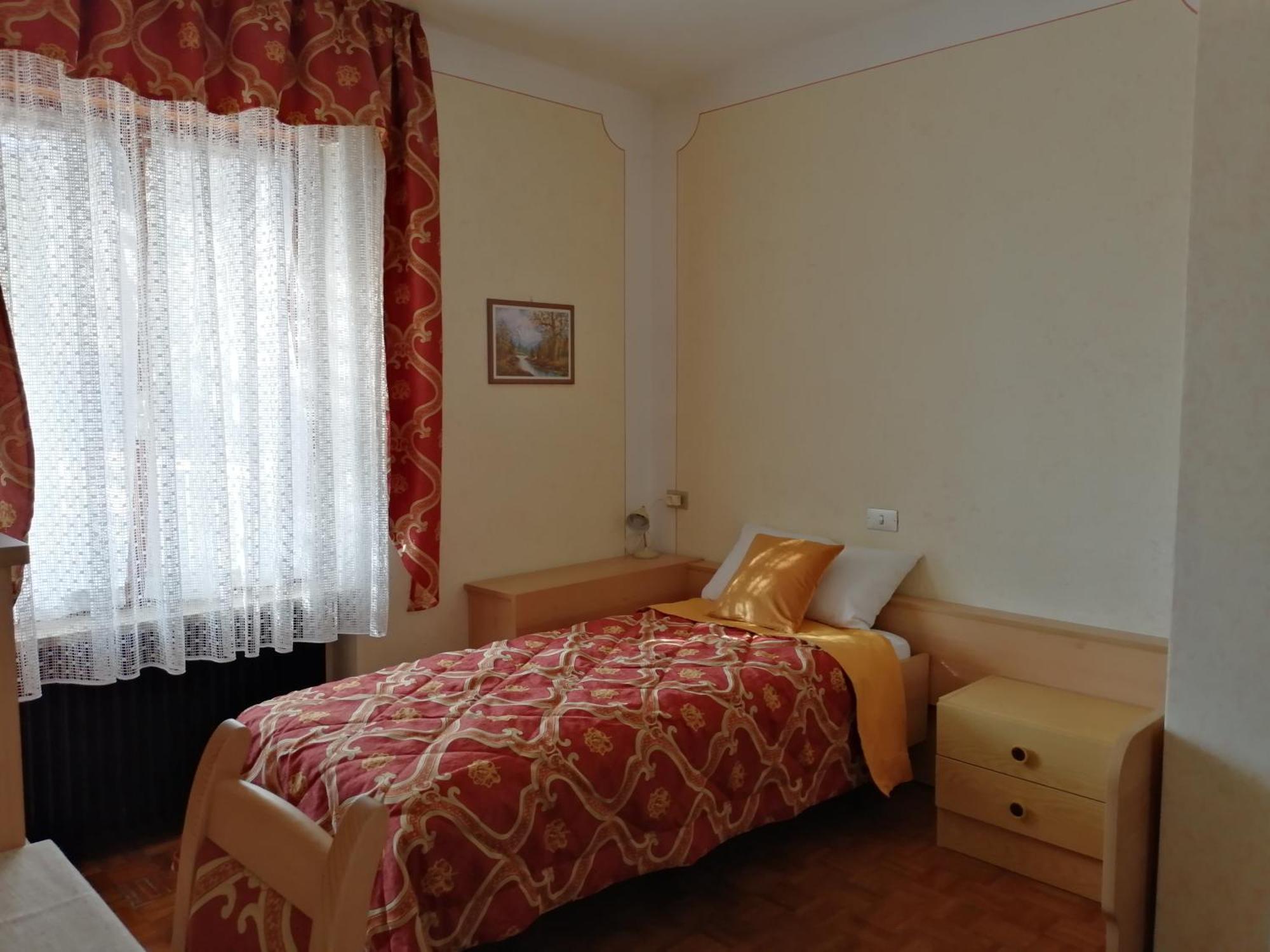 Albergo Stella Alpina Molveno Bagian luar foto